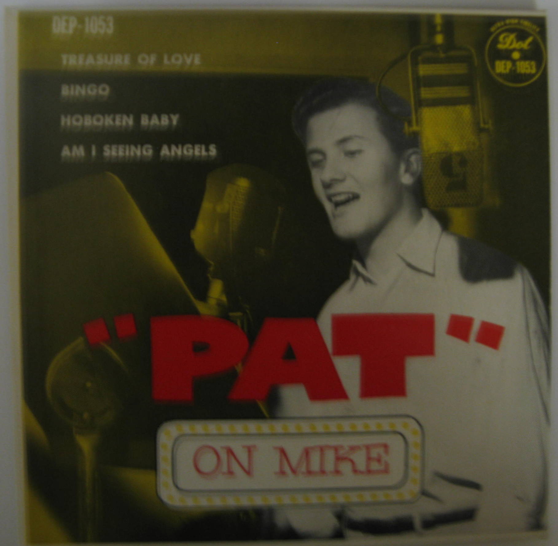 Pat Boone / "Pat" On Mike EP