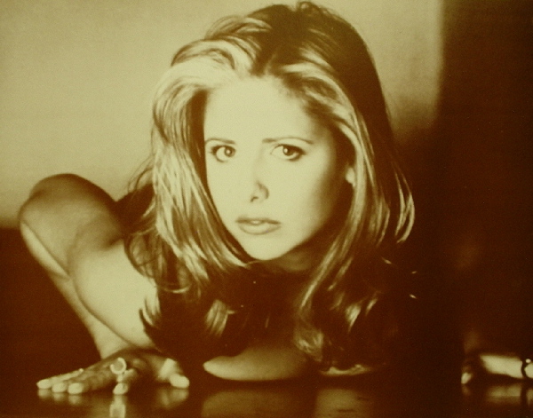 Sarah Michelle Gellar / Nude