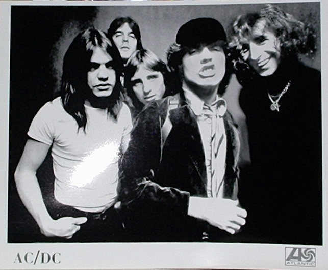 AC/DC / Group Shot