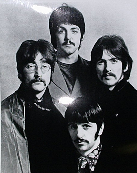 Beatles / Bust