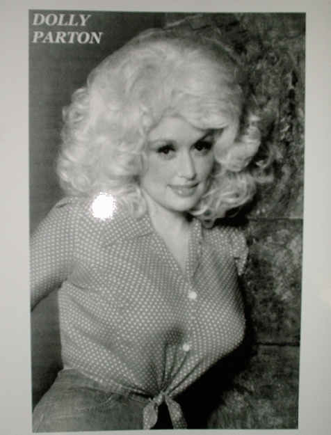 Dolly Parton / Head Shot