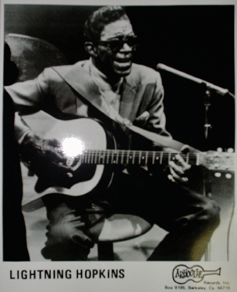 Lightnin' Hopkins / Performing